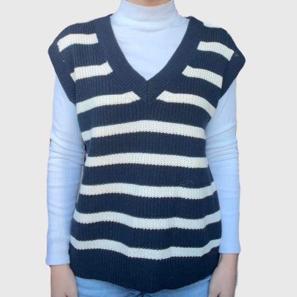 Vintage v neck sweater